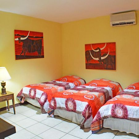 Hotel Plaza Cosiguina Chinandega Exterior foto