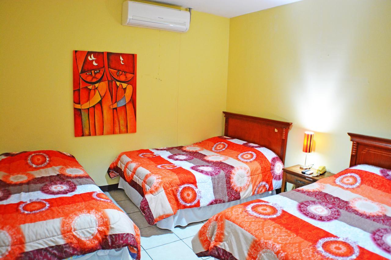 Hotel Plaza Cosiguina Chinandega Exterior foto